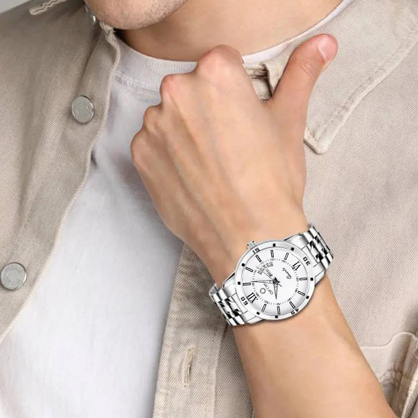 TRENDING DAY & DATE FUNCTIONING Analog Watch - For Men OMD-615 Optima
