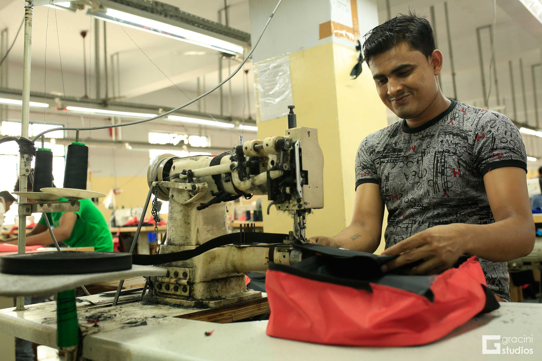 "Behind the Seams: Optima Bags' Eco-Friendly Canvas Bag Manufacturing Process"