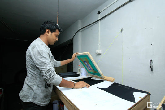 "The Art of Crafting Luxury: Optima Bags' Exquisite Manufacturing Process"