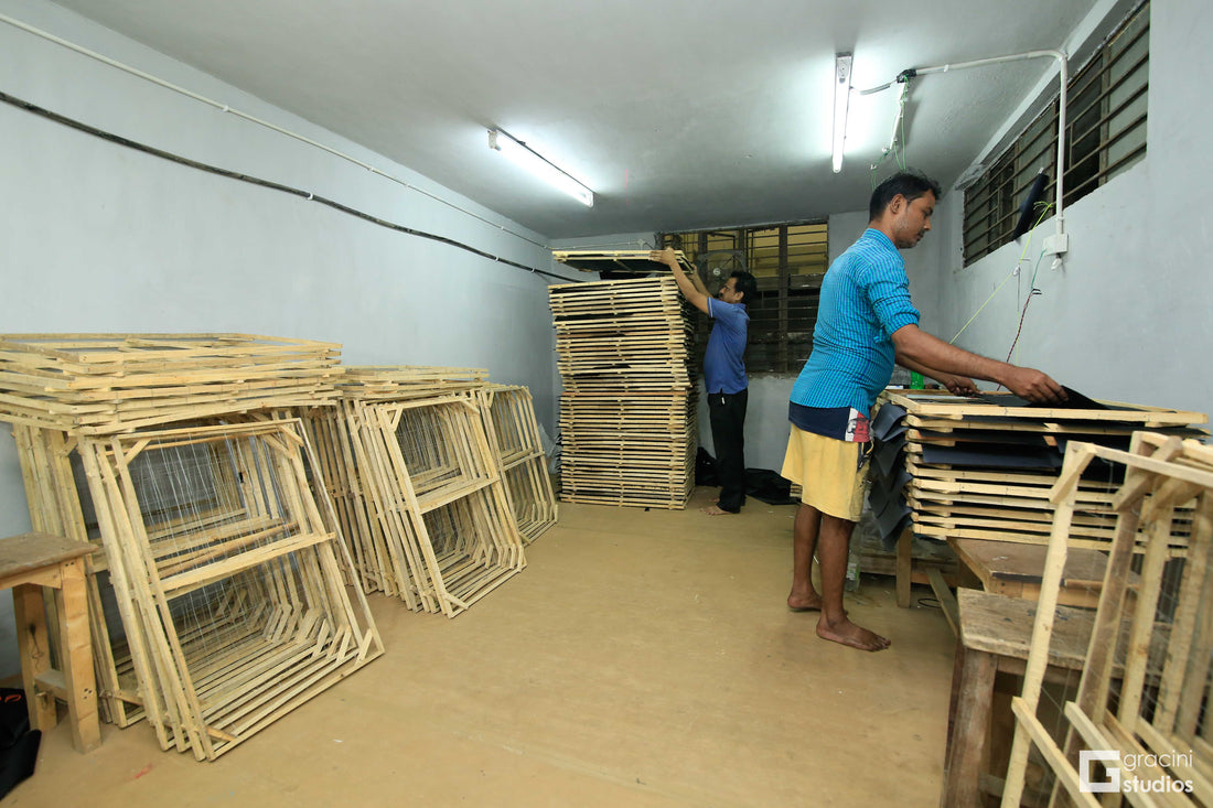 Behind-the-Scenes-Optima-Bags-Leading-Metal-Handle-Bag-Manufacturers Optima Inc