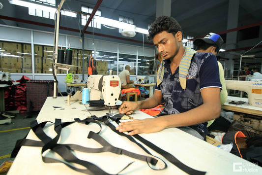 "Inside Optima Bags: Unveiling the Craft of Leading Multiwall Paper Bag Manufacturers"