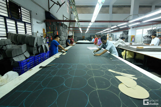 "Behind the Seams: The Custom Tote Bag Manufacturing Process Unveiled"