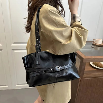 Solid-color Versatile Tote Bag for Women High-quality Suede Buckle-designed Bucket Commuter Bag