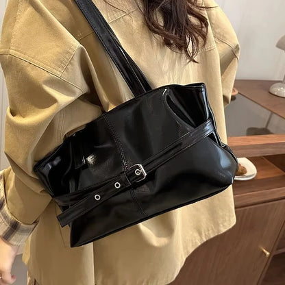 Solid-color Versatile Tote Bag for Women High-quality Suede Buckle-designed Bucket Commuter Bag