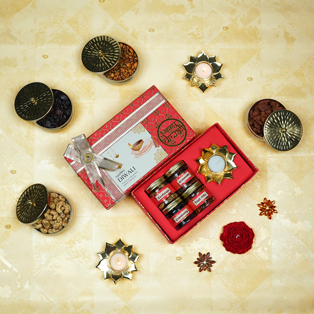 Diwali Dry Fruit Box with Cashews, Almonds, Cranberry and Trail Mix